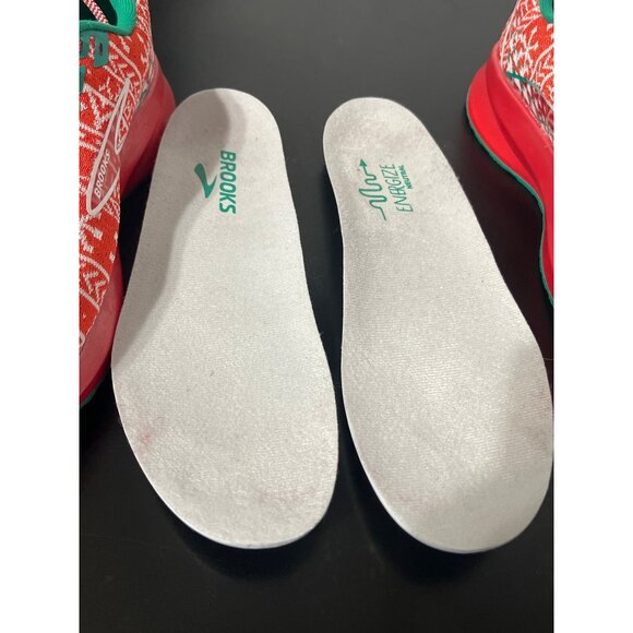 Brooks Levitate 5 “Merry Christmas” Neutral Running Shoes Red Women’s 7 - Picture 4 of 12